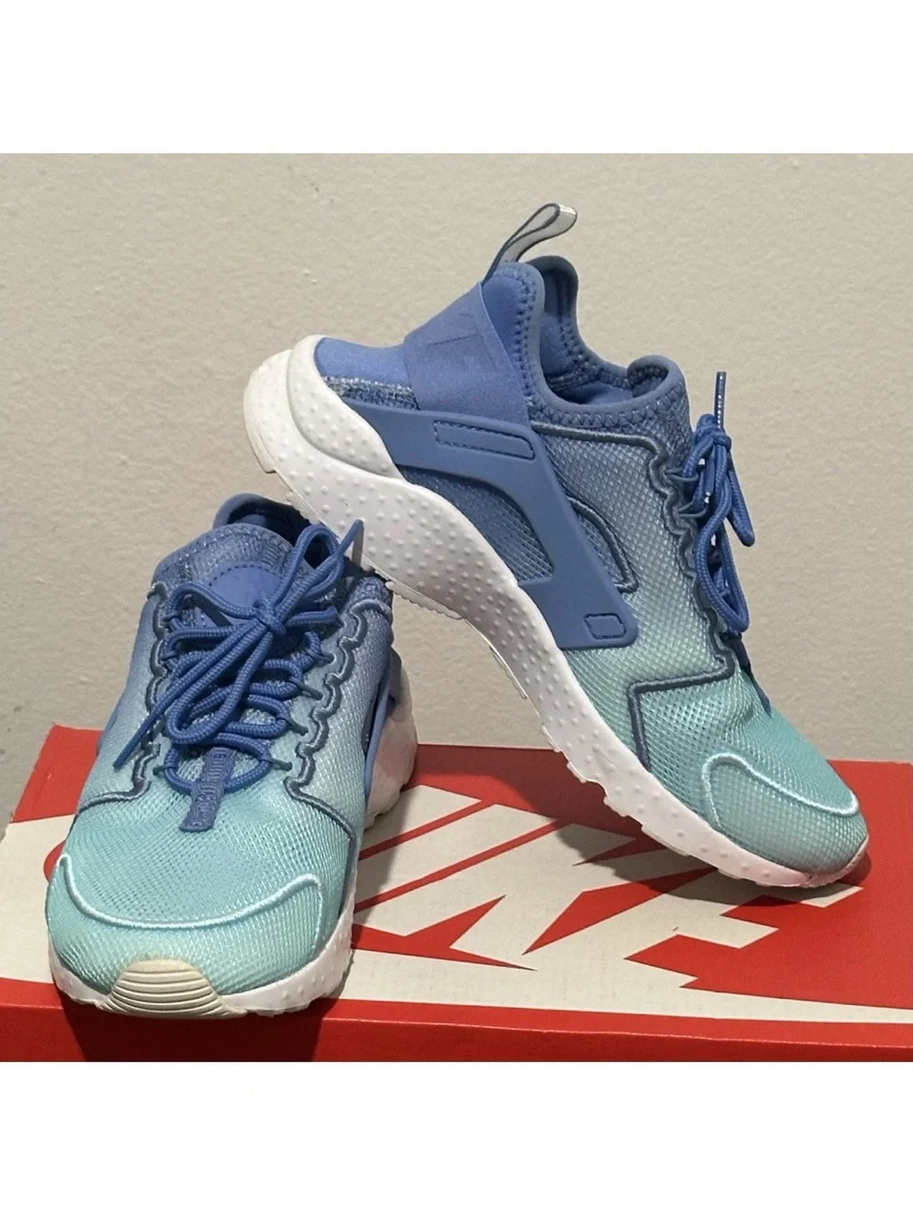 Nike Air Huarache Run Ultra Women's Running Shoes Blue White Ombre Gradient 5.5